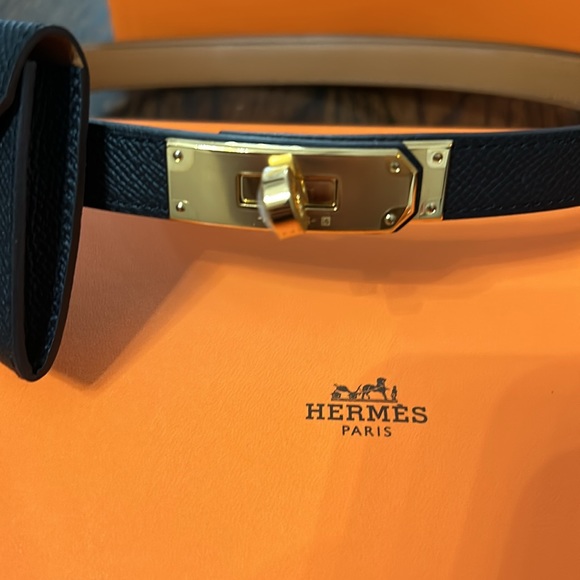 Brand new hermes Kelly pocket belt black gold hardware - Picture 2 of 7